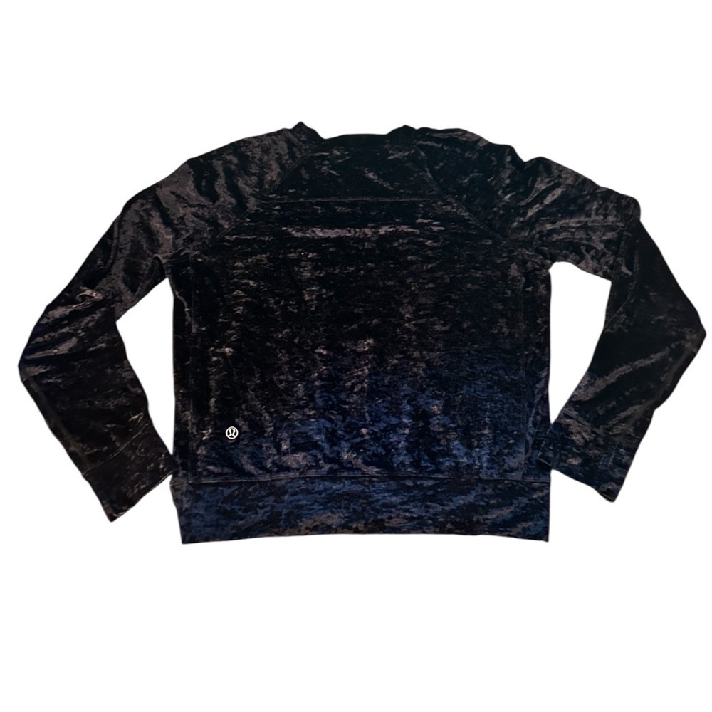 Lululemon🍋 Black Velvet Spandex Top Size 8(P2P 20” flat) - Picture 6 of 7
